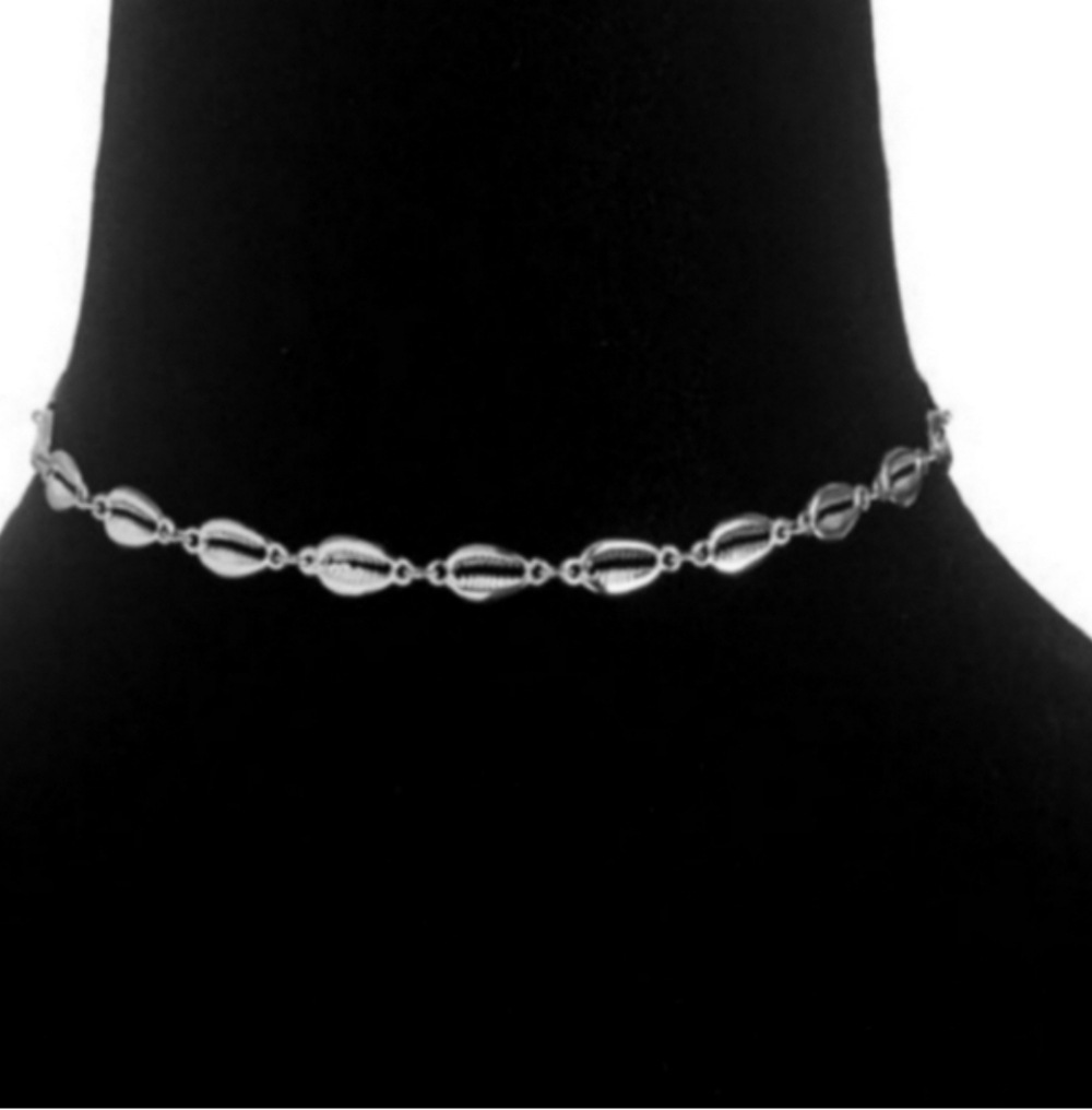 Free People Silver Cowrie Shell Necklace - Picture 4 of 5